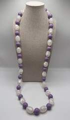 Vintage MONET Gold Tone Pearlized White & Purple Plastic Beaded Necklace 37”