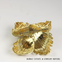 2ctw Emerald Flower Brooch 18K Yellow Gold Hand Fabricated 41.4g