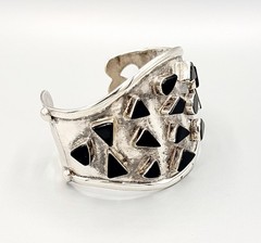 Impressive Modernist Sterling Cuff Bracelet w Onyx Stones 48.6g Brutalist Estate