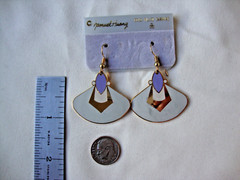 VINTAGE SAMUEL HUANG CLOISONNE RETRO ABSTRACT FAN LAVENDER CREAM & GRAY EARRINGS