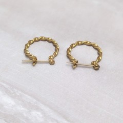 Vintage Earrings for Pierced Ears Woven Antique Gold Tone Hoops 0.75″