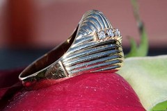 14k yellow gold ring 0.15ct natural diamond size 7 dome handmade vintage 6.9gr