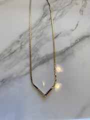 Vtg Gold Plated V Shape Necklace Red And Clear CZ Rhinestone Classic 8.5 In