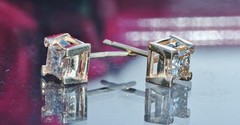 14k yellow gold stud earrings 0.85ct natural diamond vintage 1.3gr Ali403