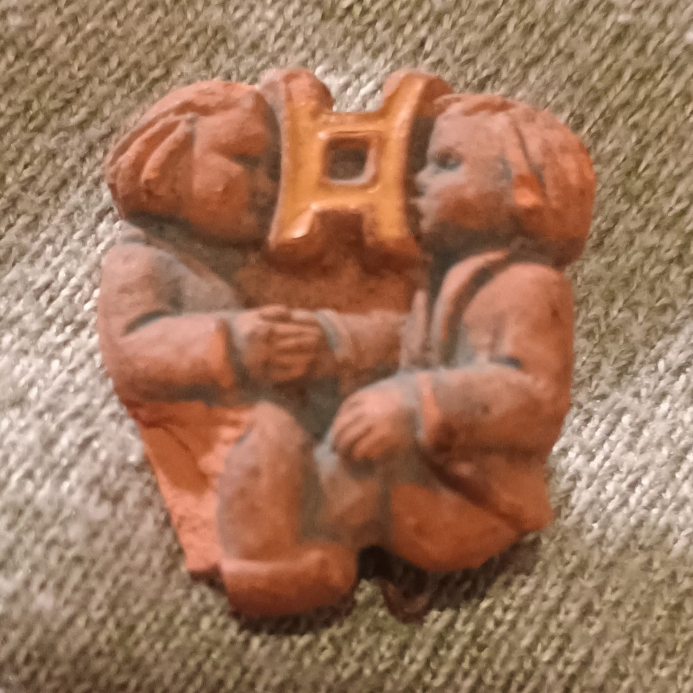 Vintage Figural People Pin, Brown Asymmetrical Shape, Unisex Adults