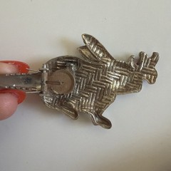 John Hardy Signed Bunny W/Butterfly On Nose Scarf Clip/Brooch Silver Tone 2”