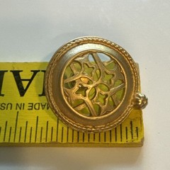 Casual Corner VTG Gold-Tone Round Chunky Cut Out Star Stud Earrings MCM Unique