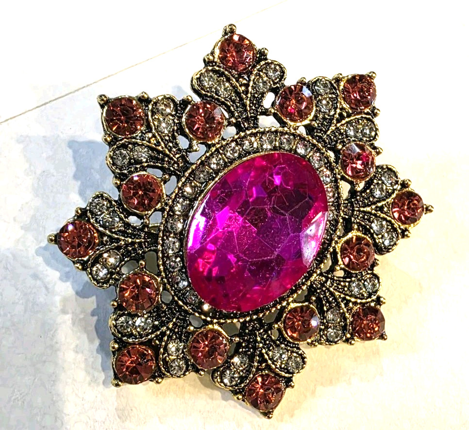Vintage Costume Gold Tone Pink Rhinestone Pin Brooch Appx 2″