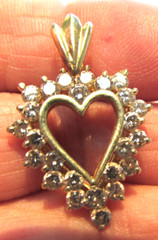 Beautiful Vintage 2.50 ctw Diamond Heart Pendant in 14k Gold MAKE OFFER