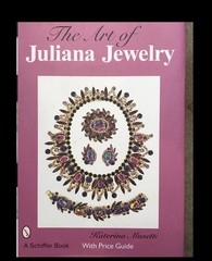Book Piece Verified Juliana D&E Topaz Amber Tiered Cameo Brooch & Earrings