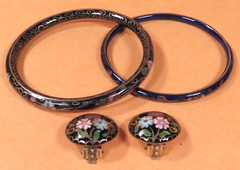 Vintage Gold Tone Cloisonne Colorful Flower Design Clip on Earrings & Bracelets