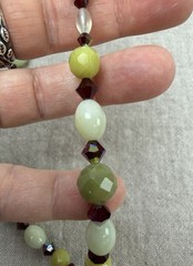 Vtg Carved Jade Pendant Choker Necklace Red & Green Faceted Beads 16” Amulet