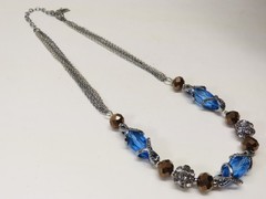 Vintage Signed Vera Wang Necklace Beaded Crystal Glass D5377