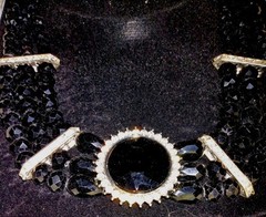 🔥Very Classy 🔥TripleBlackGlassBead Strand W/ 🔥Gorgeous Centerpiece🔥