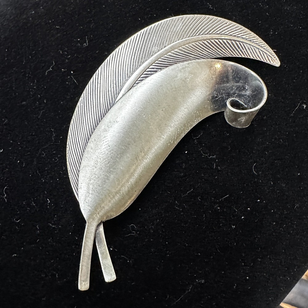 Sterling Leaf Brooch Pin Large 2.5 inches Signed Jewel Art Silver 925 9g Vintage