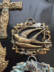 7 Vintage Brass Pendants Cross Angels Bird Rabbit Wreath Art Noueva Victorian