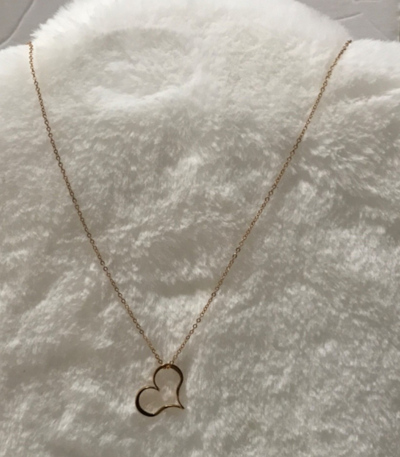 Vintage 1/20 14k Gold Floating Open Heart Necklace with BOX! Sarah Coventry