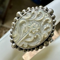 VTG Lori Bonn Statement Ring 6.75 Carved MOP Shell Floral 925 Sterling 9.5g