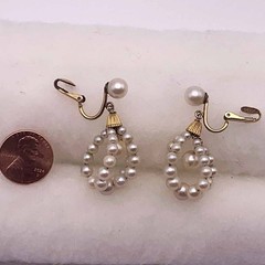 Dangle Drop Imitation Pearl Cluster Vintage Gold Tone Clip-On Earrings FREE SHIP