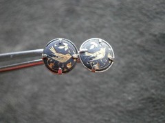 Damascene Bird Round Earrings Vintage Stud Post Earrings 9 mm Diameter ~ 1.8g