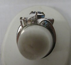 ANTIQUE 14K SOLID WHITE GOLD .76 CT. SAPPHIRE & BAGUETTE NATURAL DIAMOND RING