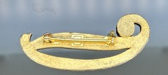 4 Vintage Gold And Silver Brooches