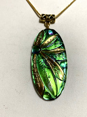 NEW LISTING*RARE ART-DECO IRIDESCENT CZECH GLASS DRAGONFLY NECKLACE.Peacock.g