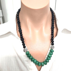 Vintage Black Onyx Dyed Green Quartz beads Toggle Clasp Necklace 20’L