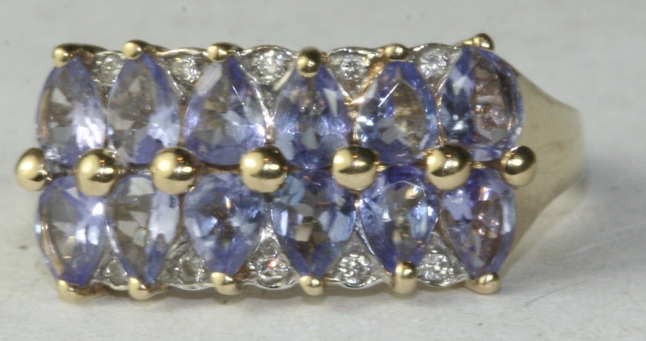 VINTAGE 1980’S 14K GOLD 3 CARAT TANZANITE DIAMOND WIDE BAND RING