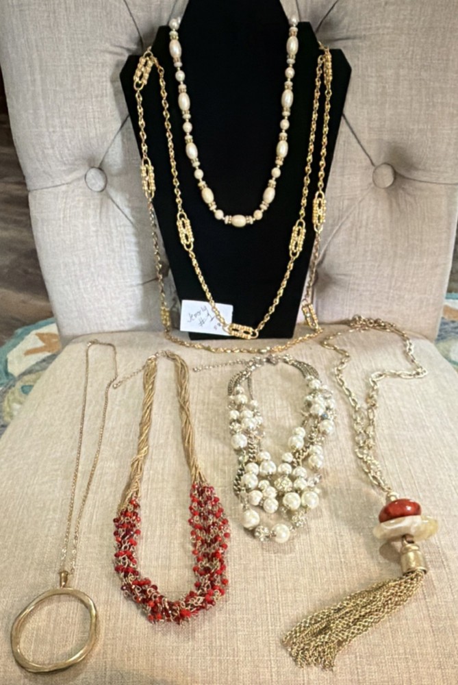 Vintage Mixed Lot Necklaces Chains Gold Red White Glass Metal Plastic 5 Pieces