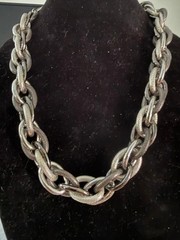 Vintage Silver Tone Chunky Mesh Link Necklace, Alternating Textured Oval Links