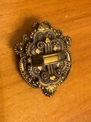 Antique Gold-Tone Pin Ornate 1.25″ Swirls Victorian Brooch Finely Detailed