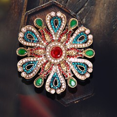 Women Vintage Enamel Flower Brooch Women Men Gorgeous Jewelry Gift Accessories