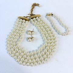 Vintage Carolee 3 Piece Set Necklace Bracelet & Earrings Faux Pearl Multi Strand