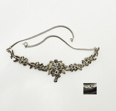 Vintage sterling silver red garnets marcasite ornate floral deco style necklace