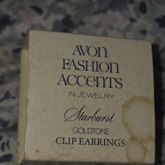 Vintage 1978 Avon Starburst Rhinestone Earrings Gold-Tone Clip In Original Box