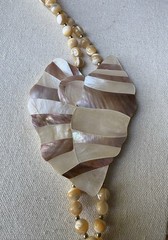 Stunning Vintage Signed “SANDEE” Mother-of-Pearl Pendant Necklace and Earring