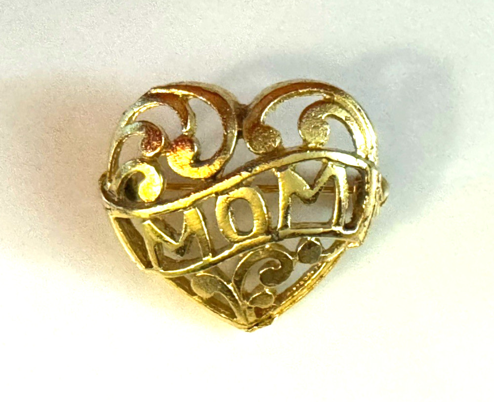 Vintage Gold Tone Openwork MOM Heart Brooch Pin Estate Mother’s Day Gift