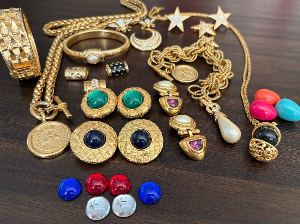 VTG Modern 80’s90’s Joan Rivers Gold Tone Chunky Costume Jewelry lot