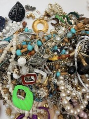 5lbs Vintage Jewelry Lot For Wear Or Harvest Some New Broken Many Signed