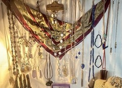 Southwestern/Boho/Gold-tone Jewelry Lot 85+ Piece, Vintage/Modern/Estate