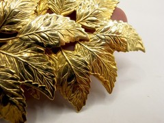 Large Gold Leaf Brooch 1990s 2000s Botanical Statement Pin 9cm