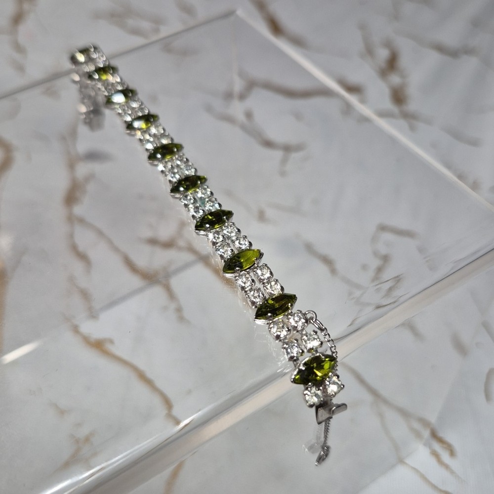 VINTAGE B. DAVID GREEN MARQUIS & ROUND RHINESTONE BRACELET 6.5″