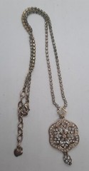 Vintage Signed Carol Lee Rhinestone Flower Pendant Necklace