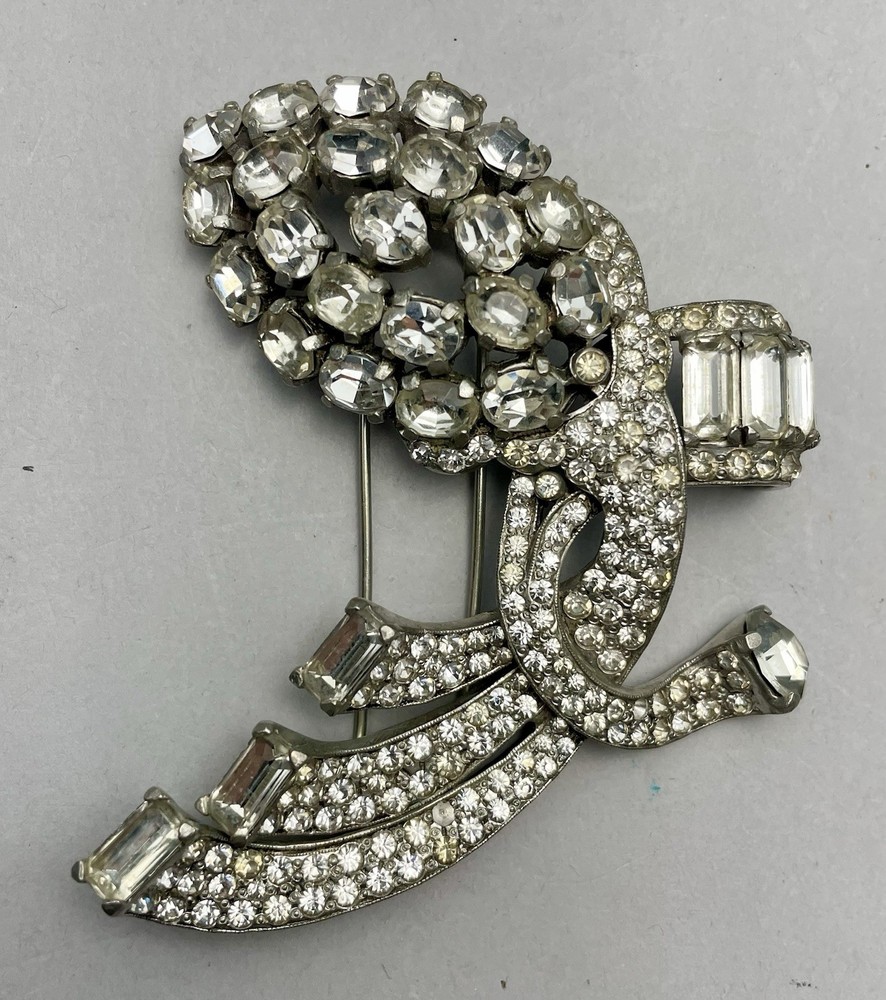 Large Eisenberg Originals 30-40’s Rhinestone Fur Clip