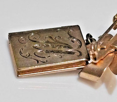 Vintage 1940s Sweetheart Bow Book Locket Brooch Pin Gold Tone Monogram M Photo