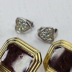 Vintage Jewelry Lot of 4 Pair Clip Earrings AVON & Unbranded B970