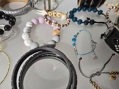 Mixed metal materials lot of 34 bracelets