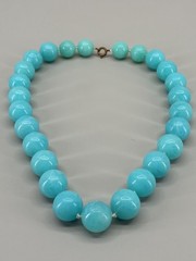 Vintage Aqua Blue Graduated Lucite Bead Necklace Chunky Round Beads Retro