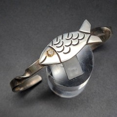 Vintage Taxco Mexico 925 Sterling Silver Fish Bangle Bracelet Twisted Cuff 21g